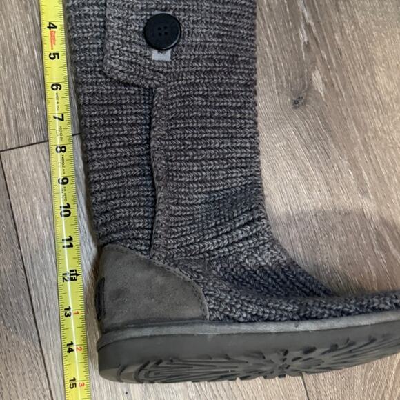 UGG Classic Cardy Sweater Knit Boots Grey SZ 6 - Picture 9 of 9